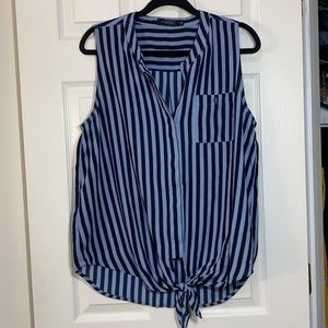 Sleeveless button down blouse with front tie
